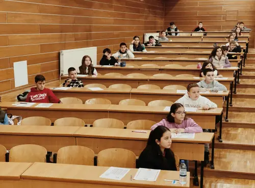 Terni, oltre 100 studenti incontrano don Bigalli a Palazzo Primavera