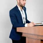 Verdecchia replica a Ferranti: “Io faccio politica tra la gente, non difendo feudi di potere”