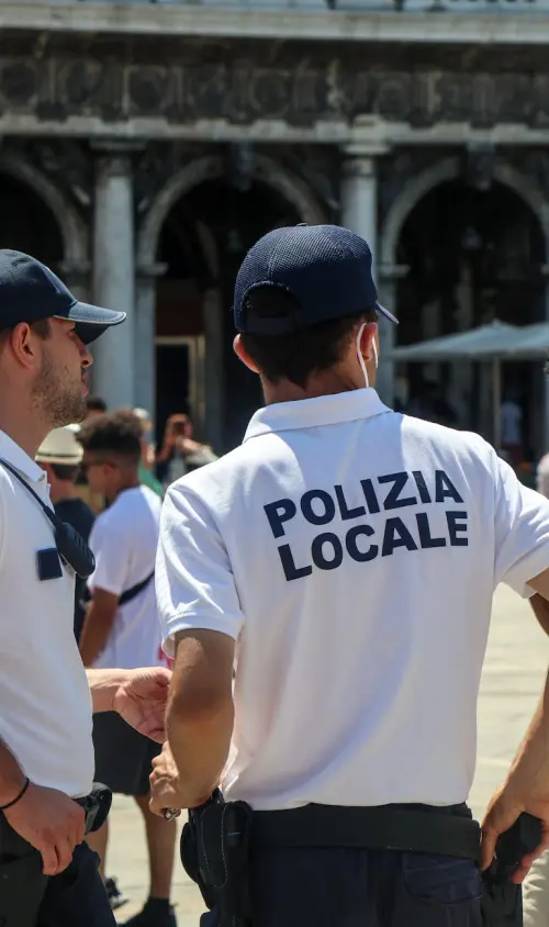 Terni, encomi e lodi agli agenti della Polizia di Stato distintisi in servizio