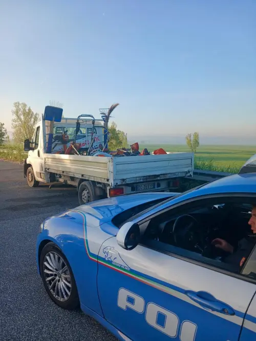 Furto nella notte, inseguimento sulla Flaminia: recuperato furgone con refurtiva da 20 mila euro